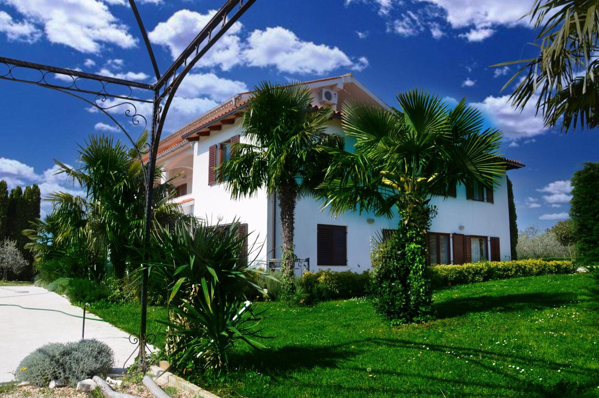 Apartments Aurelia Nova Vas  Exterior photo